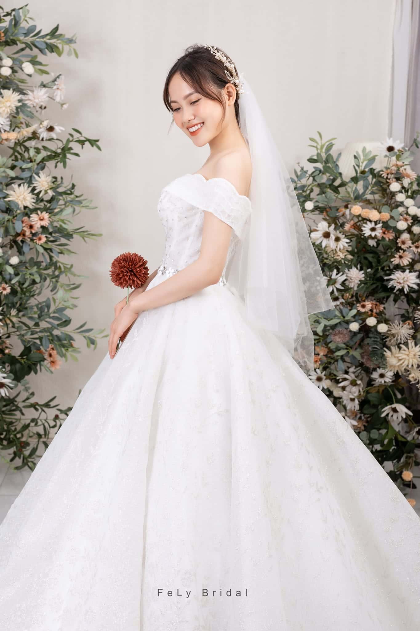 Váy cưới công chúa HOT nhất mùa cưới 2020  2021 Ely Wedding
