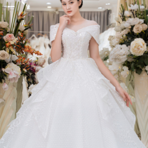 Váy cưới công chúa đính đá hoa ren vai trễ xinh đẹp