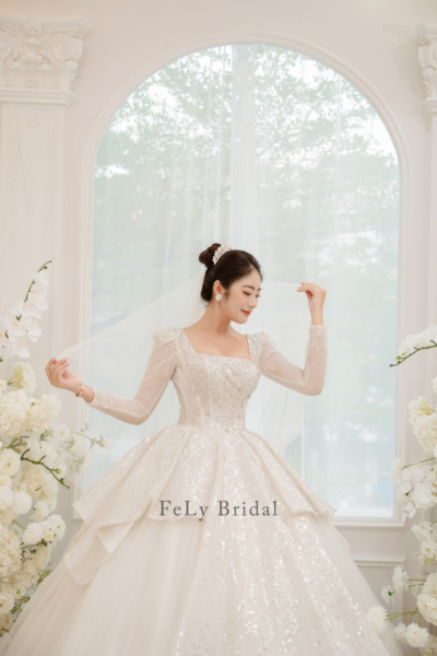 50 Mẫu váy cưới đẹp xu hướng của 2023 - Khải Vinh Bridal