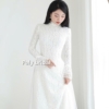 Áo dài cưới ren trắng cổ cao tay dài