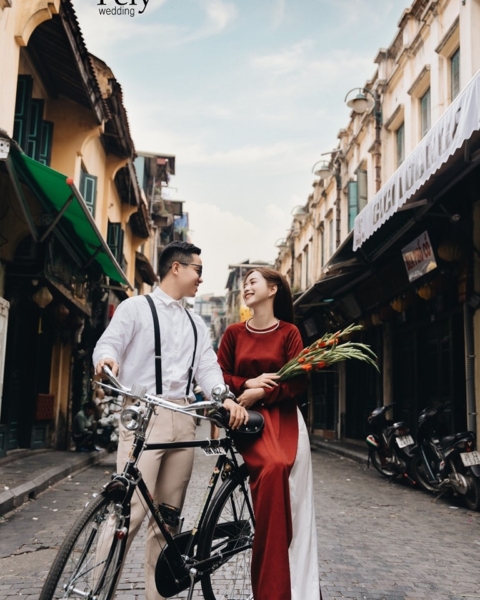 Chụp ảnh cưới ngoại cảnh tại phố cổ Hà Nội Chụp ảnh cưới ngoại cảnh tại phố cổ Hà Nội