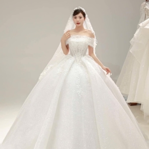 Váy Cưới Công Chúa Trễ Vai Đính Hoa 3D