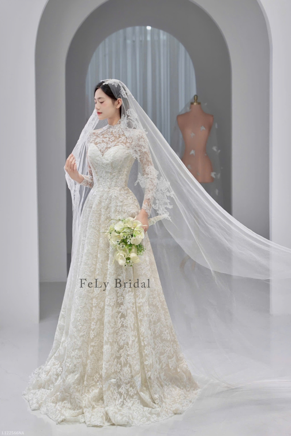 vay cuoi ren fely (2)