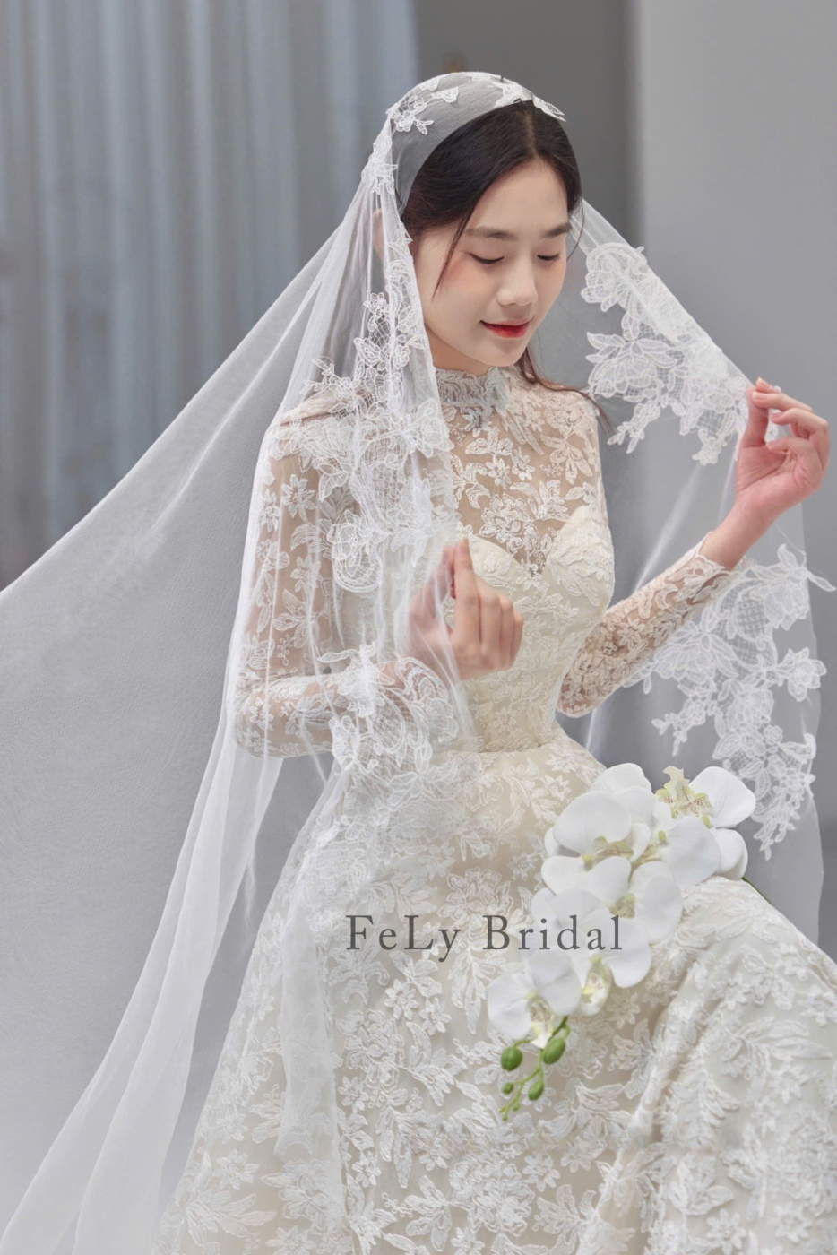 Váy cưới dài tay ren gân cao cấp Váy cưới dài tay ren gân cao cấp