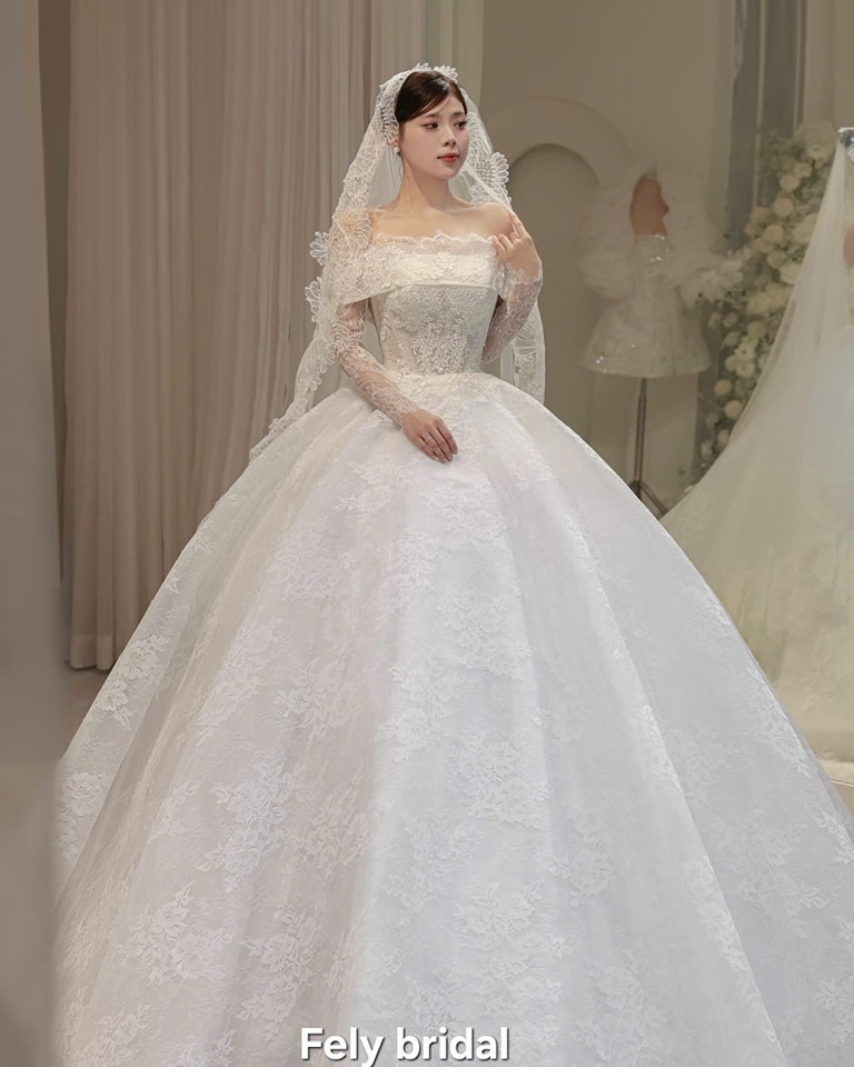 Váy Công Chúa Cúp Ngực Ngang