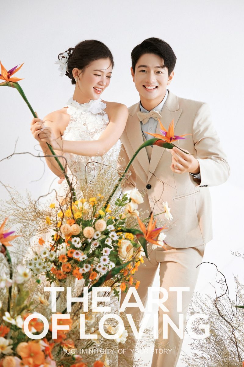 Cách tạo dáng chụp ảnh cưới cùng cười thật tự nhiên