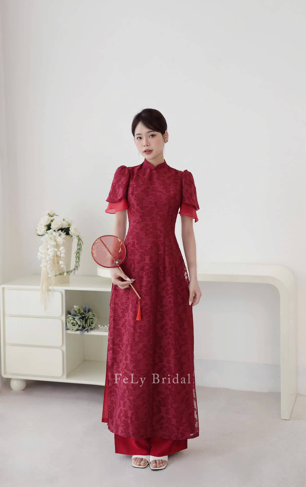 Áo dài lụa bê tráp cánh tiên
