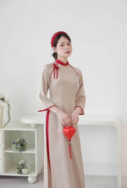Áo dài lụa bê tráp phối sắc Tịnh Uyên