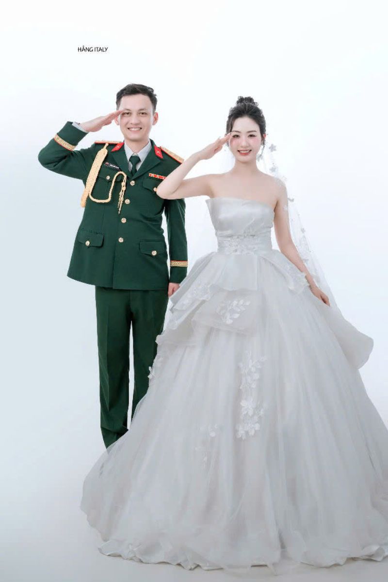 chup anh cuoi cong an 6