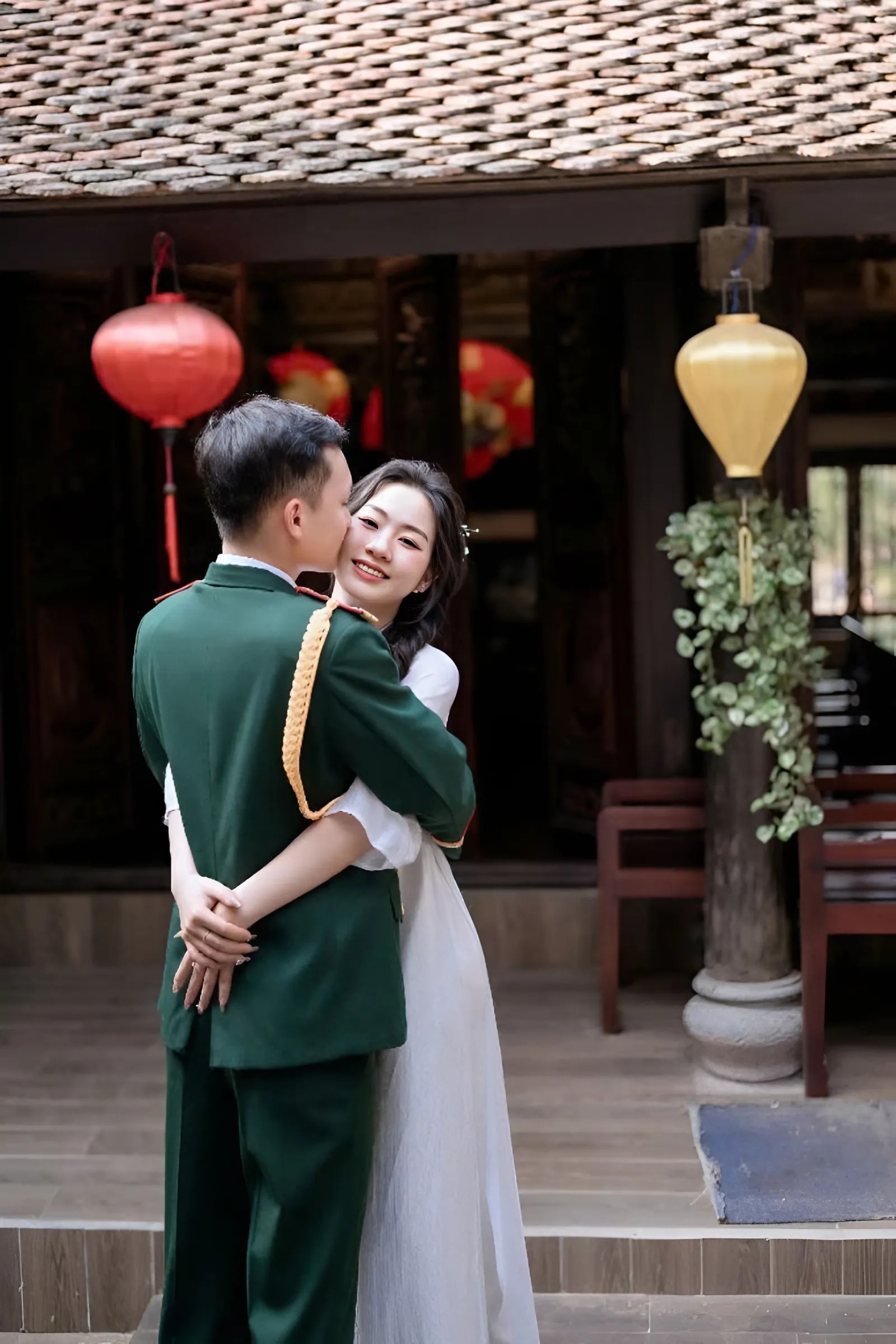 chụp ảnh cưới công an  7