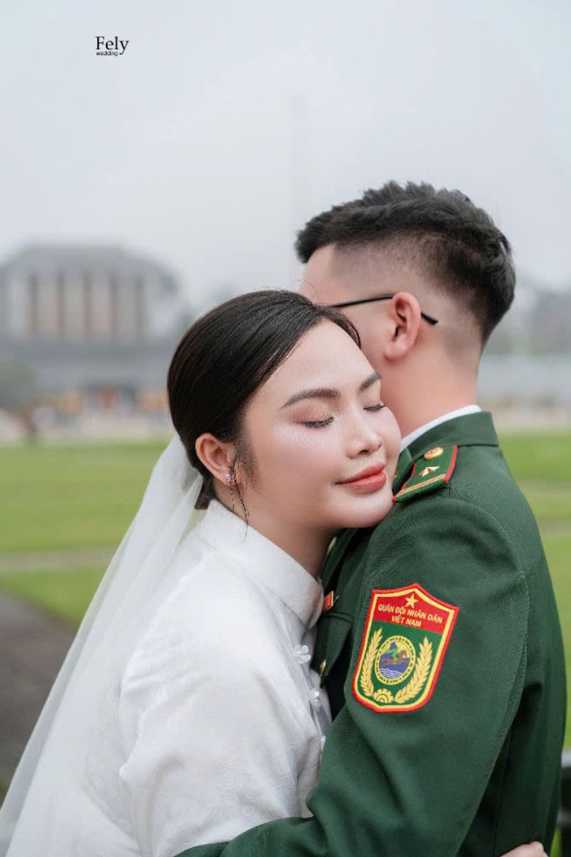 chup anh cuoi cong an 7
