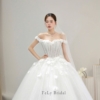 Váy cưới công chúa đính hoa 3D