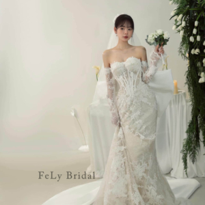 Váy cưới đuôi cá ren hoa