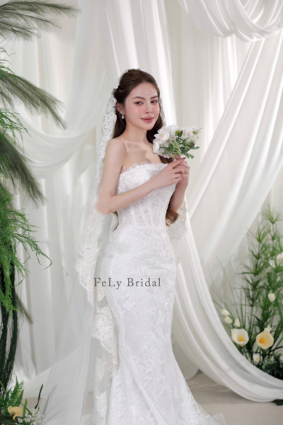 Váy cưới đuôi cá ren voan sang trọng