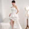 Váy cưới ngắn đuôi dài tạo khối hoa