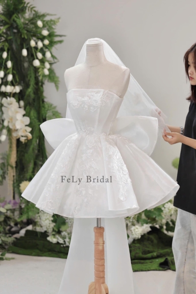Váy cưới ngắn nơ tà dài sang trọng