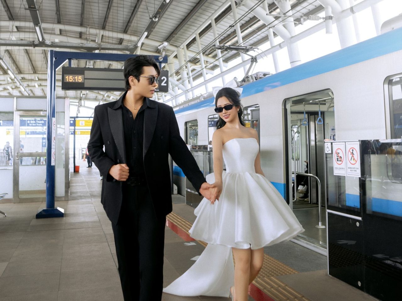 Mẫu Váy Cưới Ngắn Xu Hướng Hàn Quốc Đẹp Hiện Đại