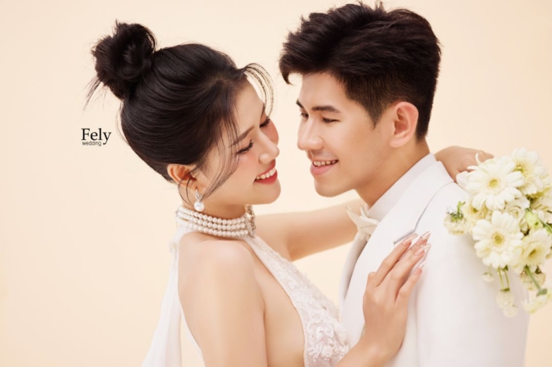 Tình yêu màu nắng