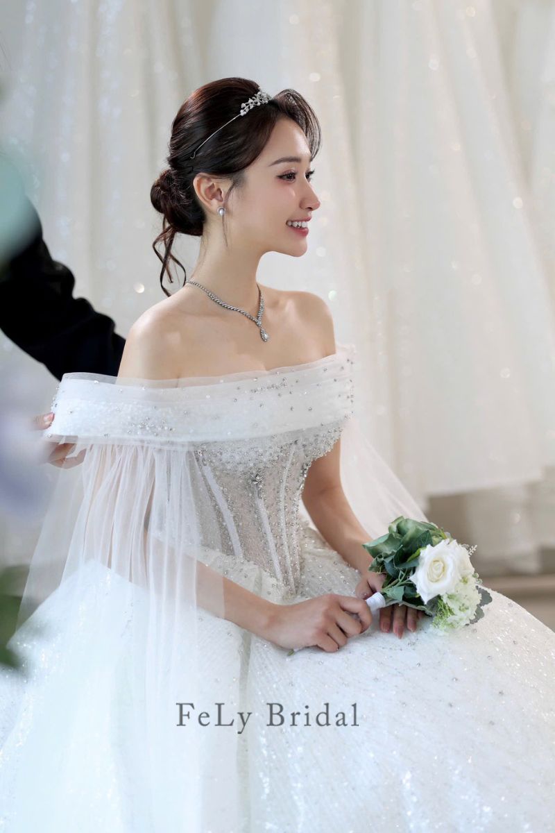 Váy cưới công chúa kim tuyến 2in1