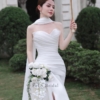Váy cưới đuôi cá phi trơn cổ rủ lụa