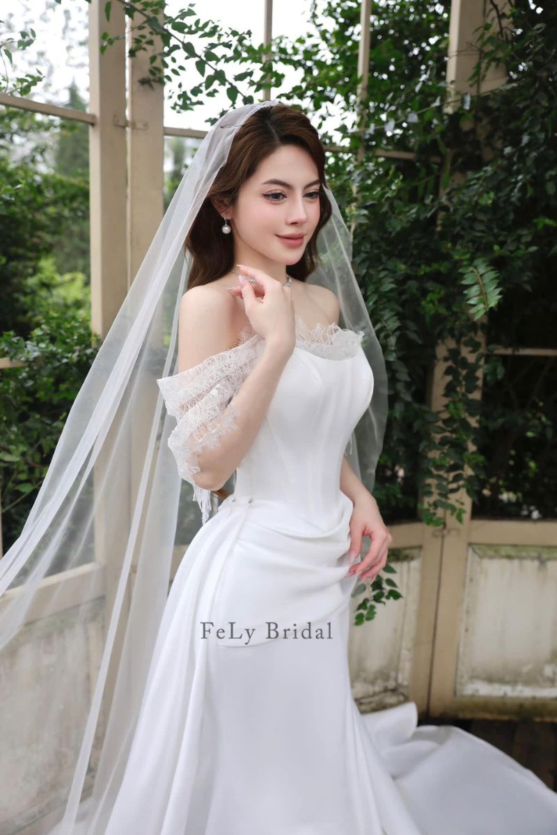 vay cuoi duoi ca phi tron tay ren