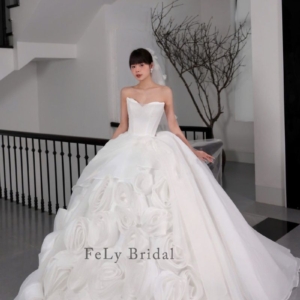 Váy cưới phi trơn hoa 3D bản to