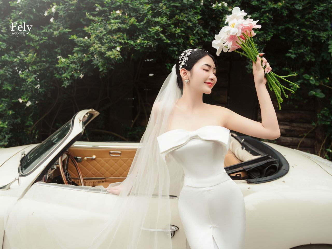 20+ Mẫu Váy Cưới Dáng Suông Đẹp Lung Linh Cho Cô Dâu