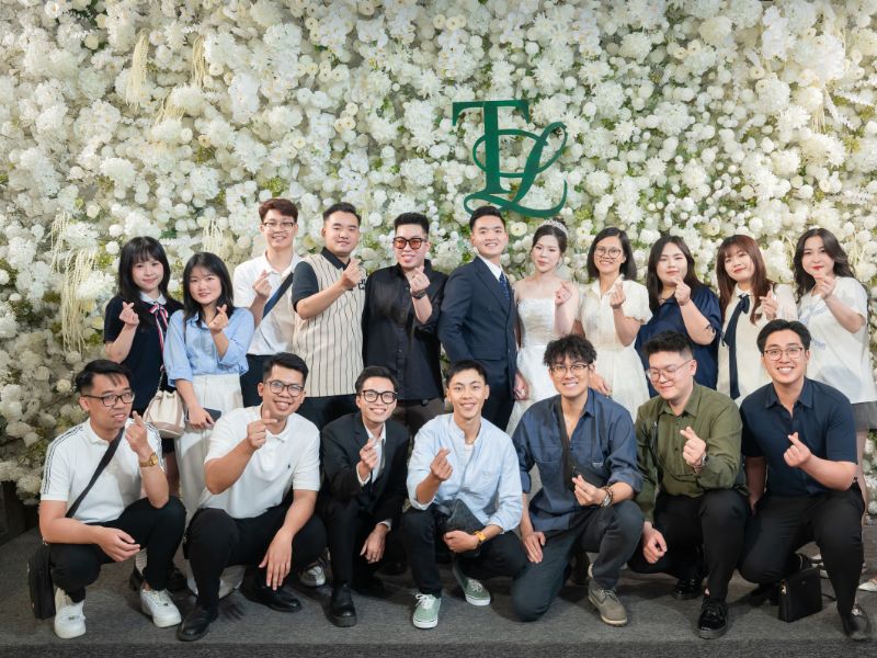 cach phoi do di dam cuoi cho nam 1