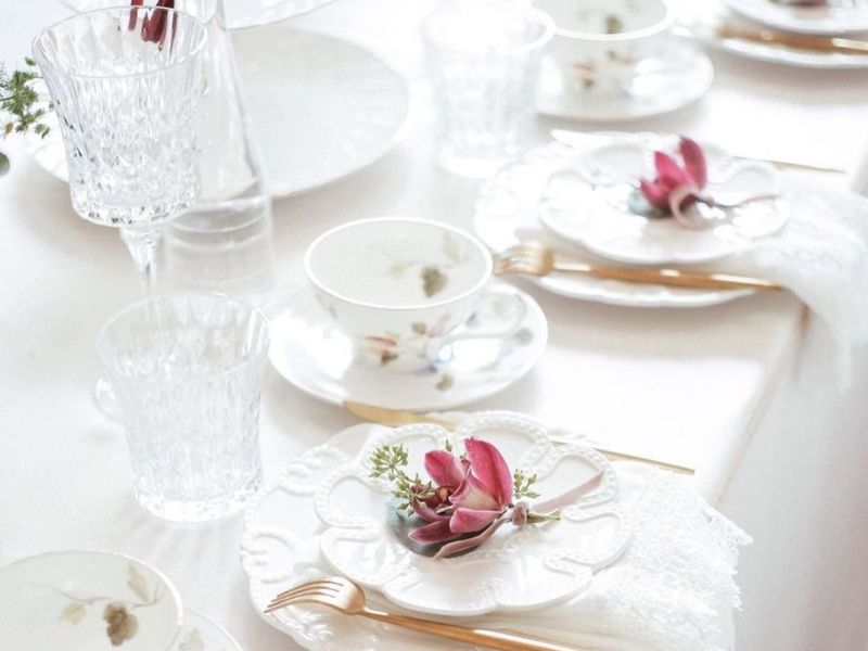 phu kien trang tri dam cuoi 4