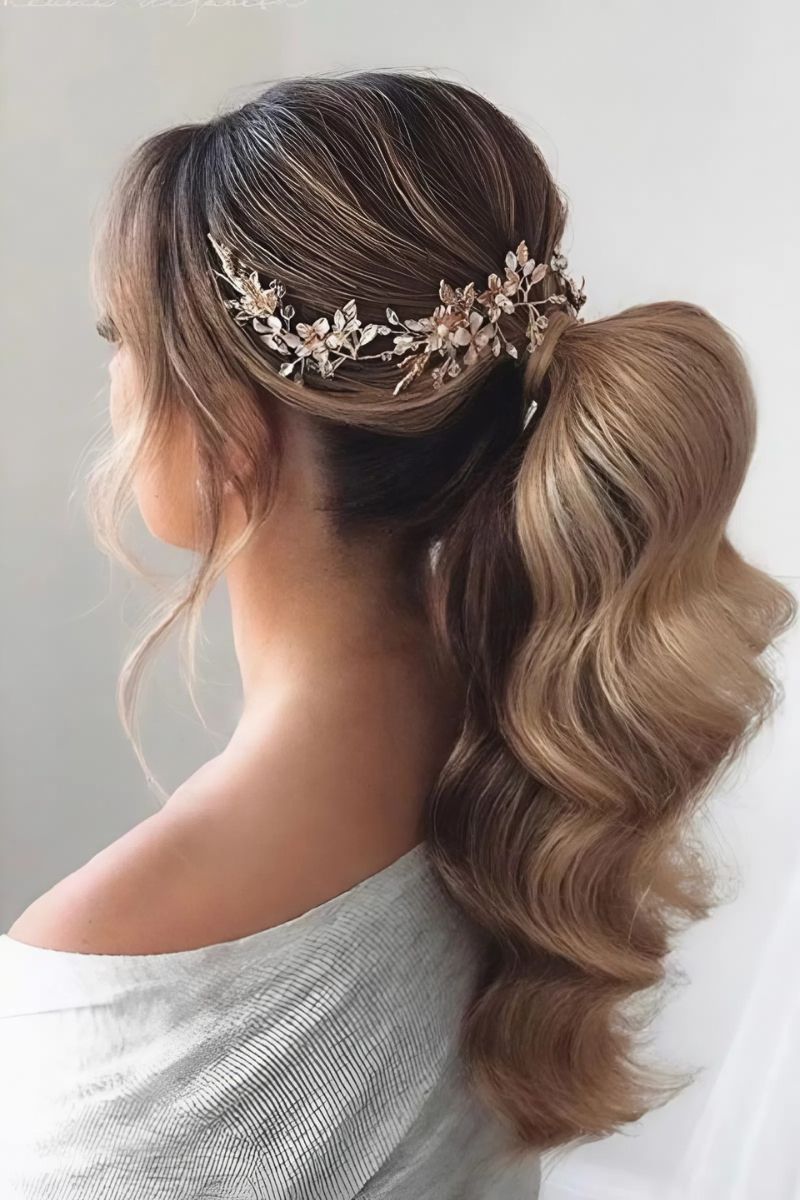 toc co dau mat vuong 4