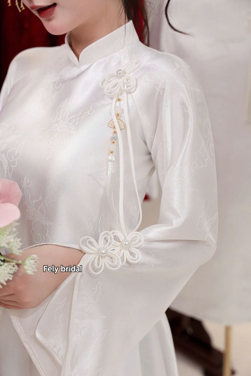 ao dai cuoi gam do hoa tiet det chim (3)