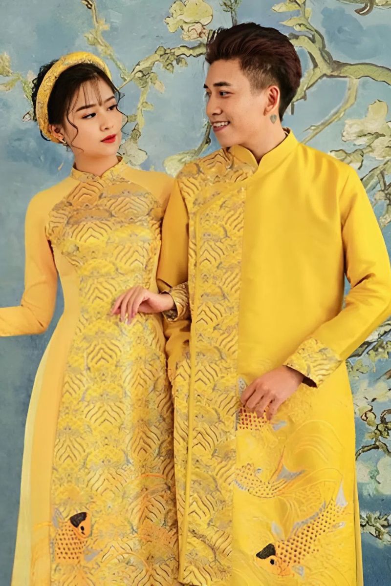 ao dai cuoi mau vang 11