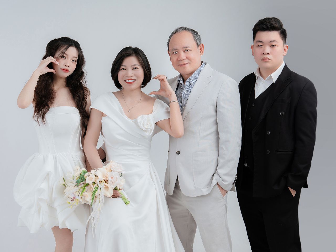 Top 10 địa chỉ chụp ảnh gia đình đẹp, uy tín tại Hà Nội