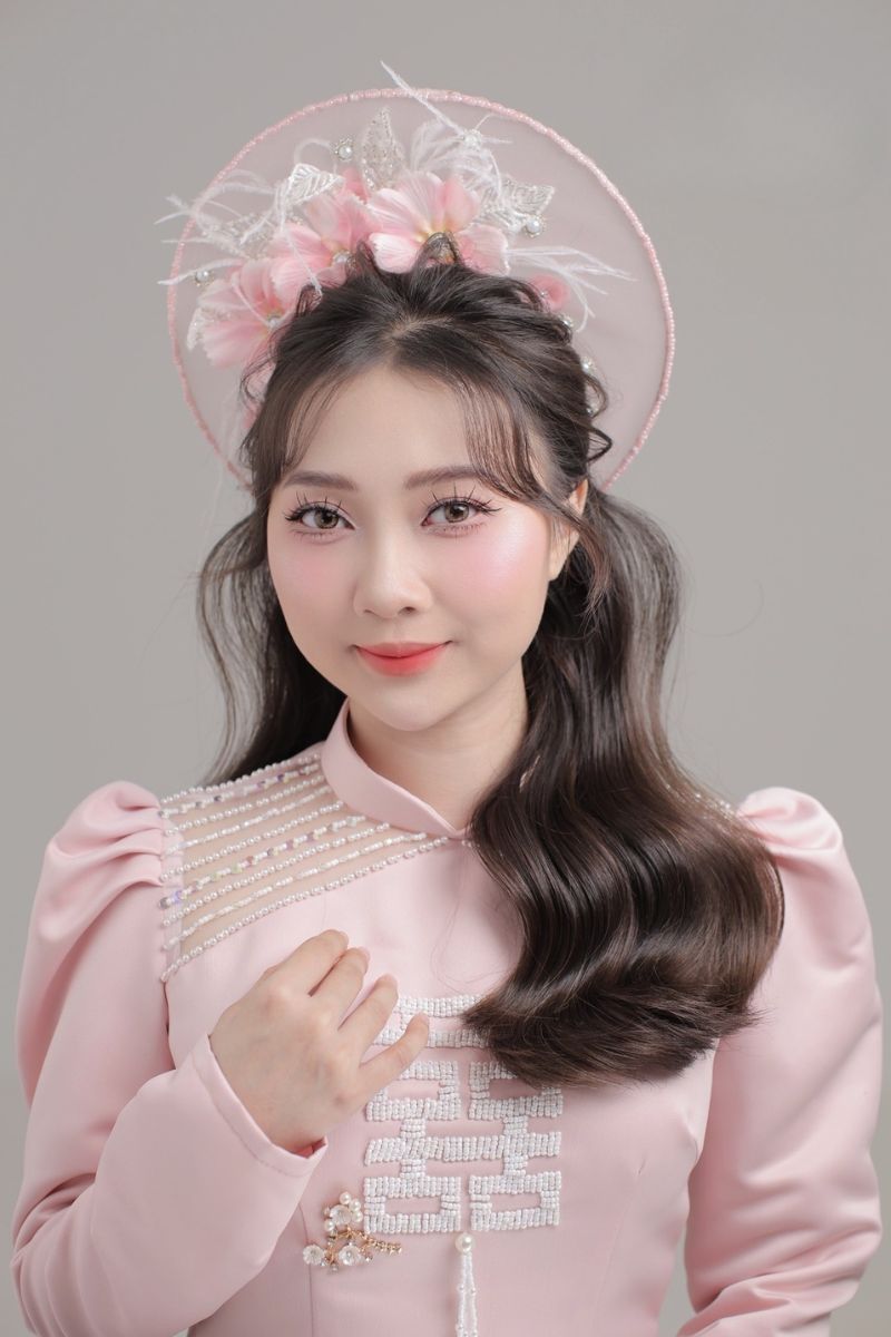 make up co dau tone hong 2