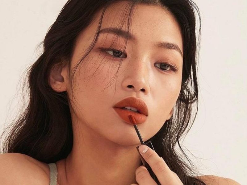 trang diem co dau da ngam 8