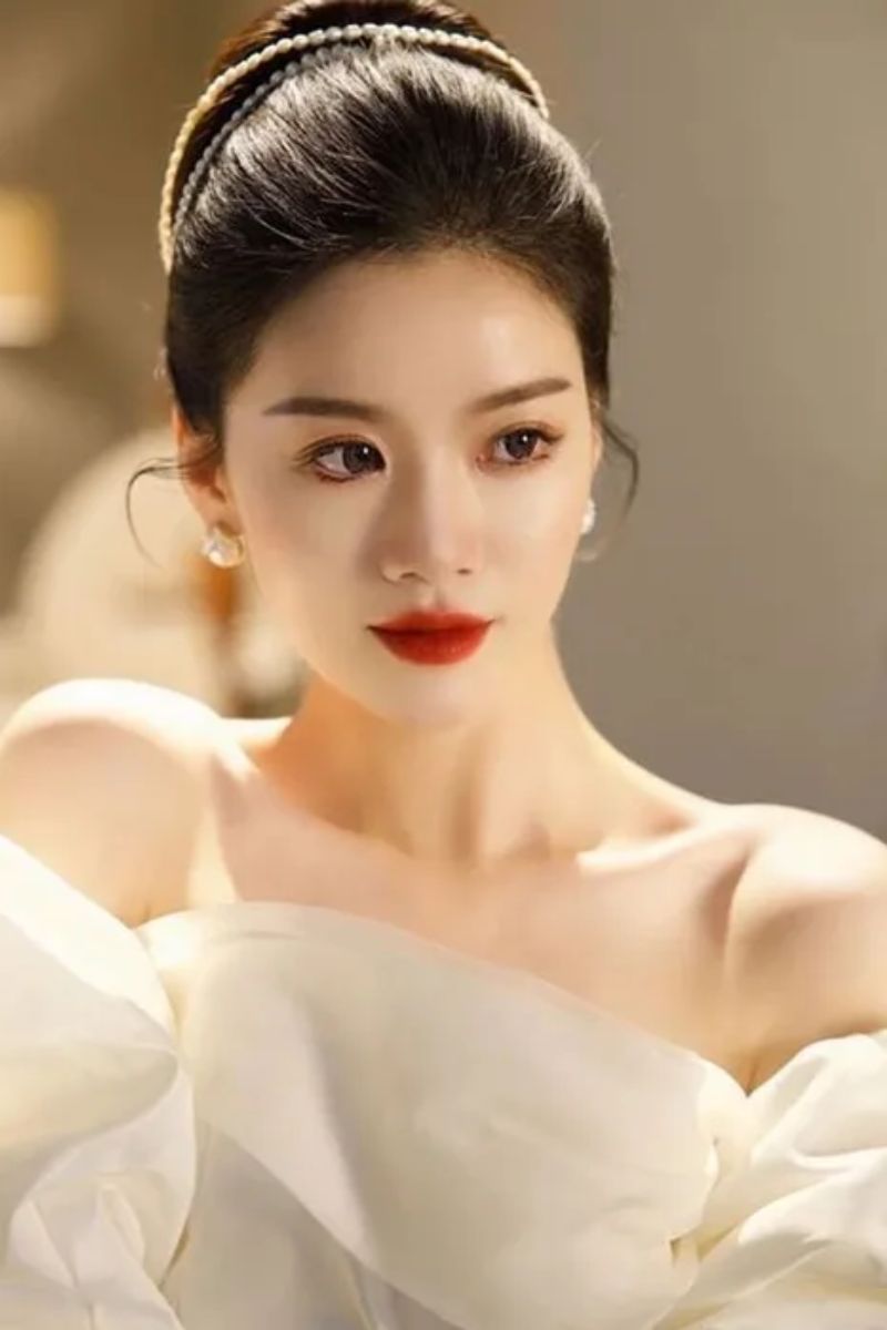 trang diem co dau trung hoa 7