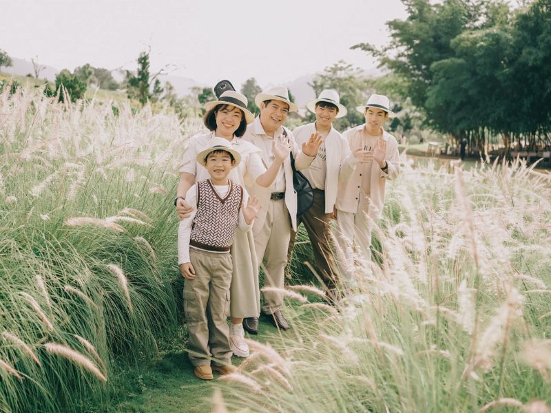 chup anh gia dinh phong cach vintage7
