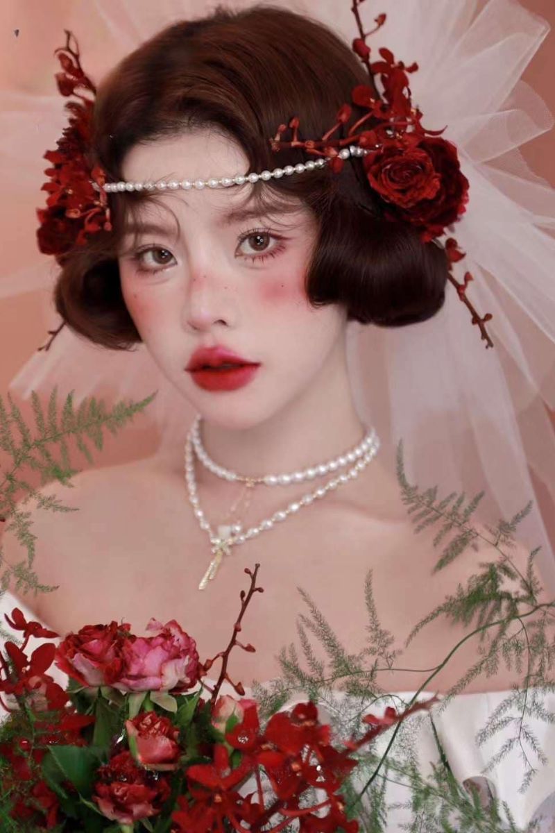 trang diem co dau toc nhuom 4