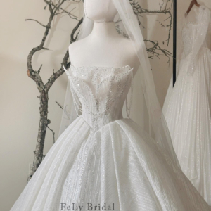 Váy Công Chúa Kim Tuyến Pha Lê Ánh Bạc