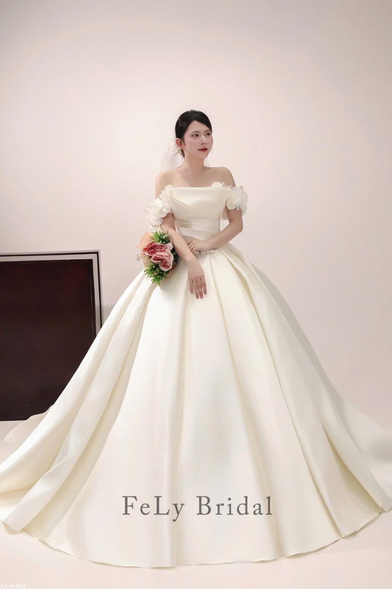vay cuoi cong chua tre vai hoa (2)