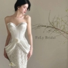 Váy Đuôi Cá Ren Trắng Corset Cúp Ngực