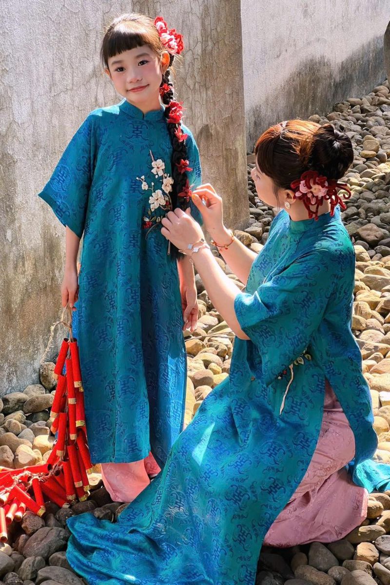 ao dai me va be7