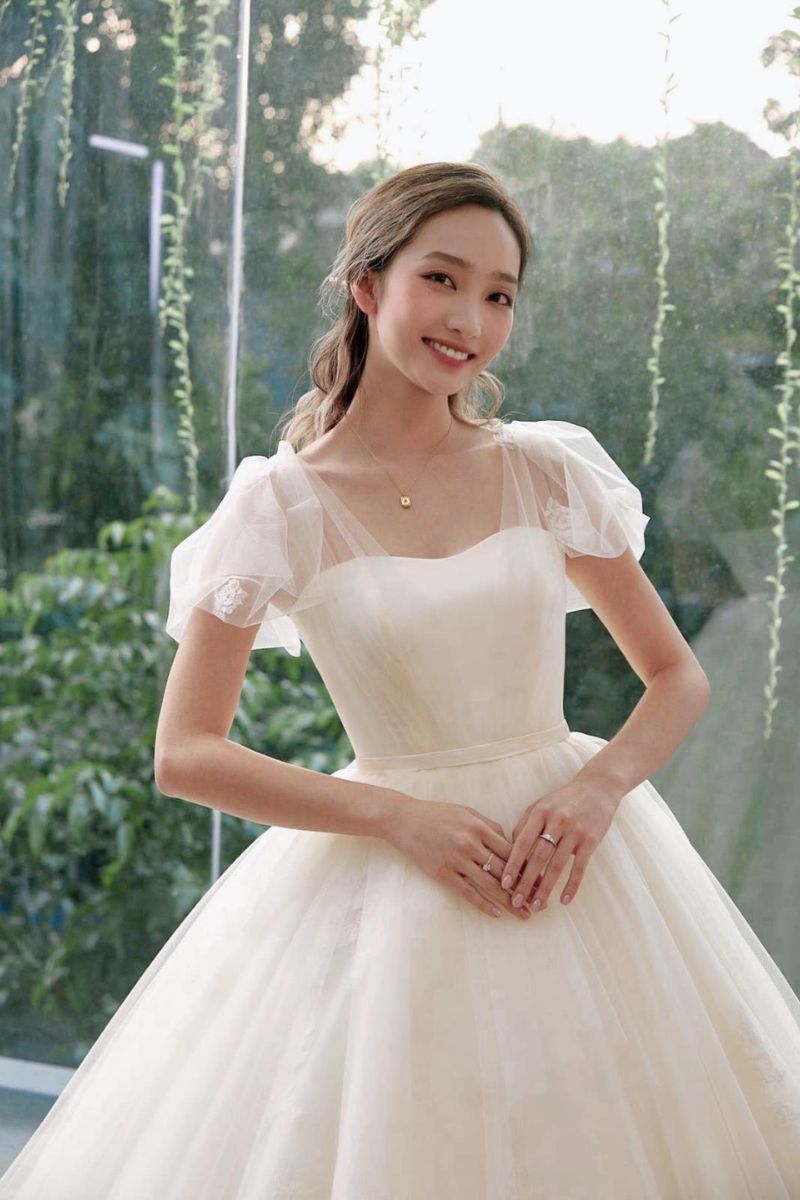 cua hang vay cuoi uy tin8