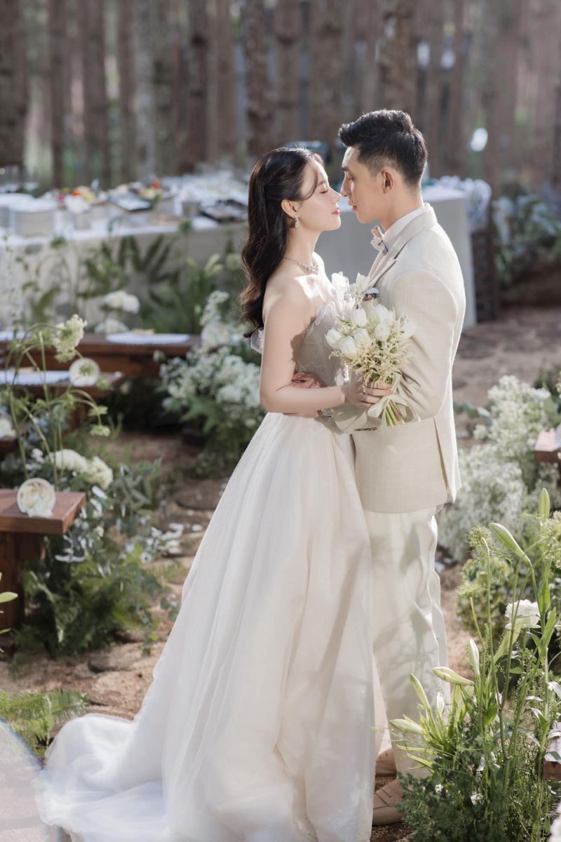 kieng 2 dam cuoi trong 1 nam8