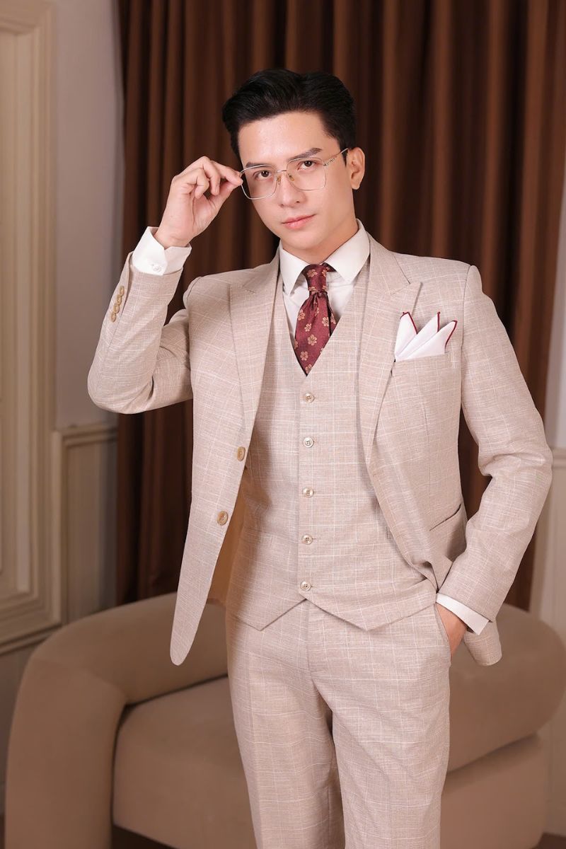 mau vest nam chu re8