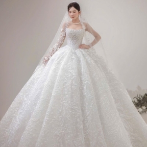 Váy cưới công chúa cúp ngực tùng váy vân sóng