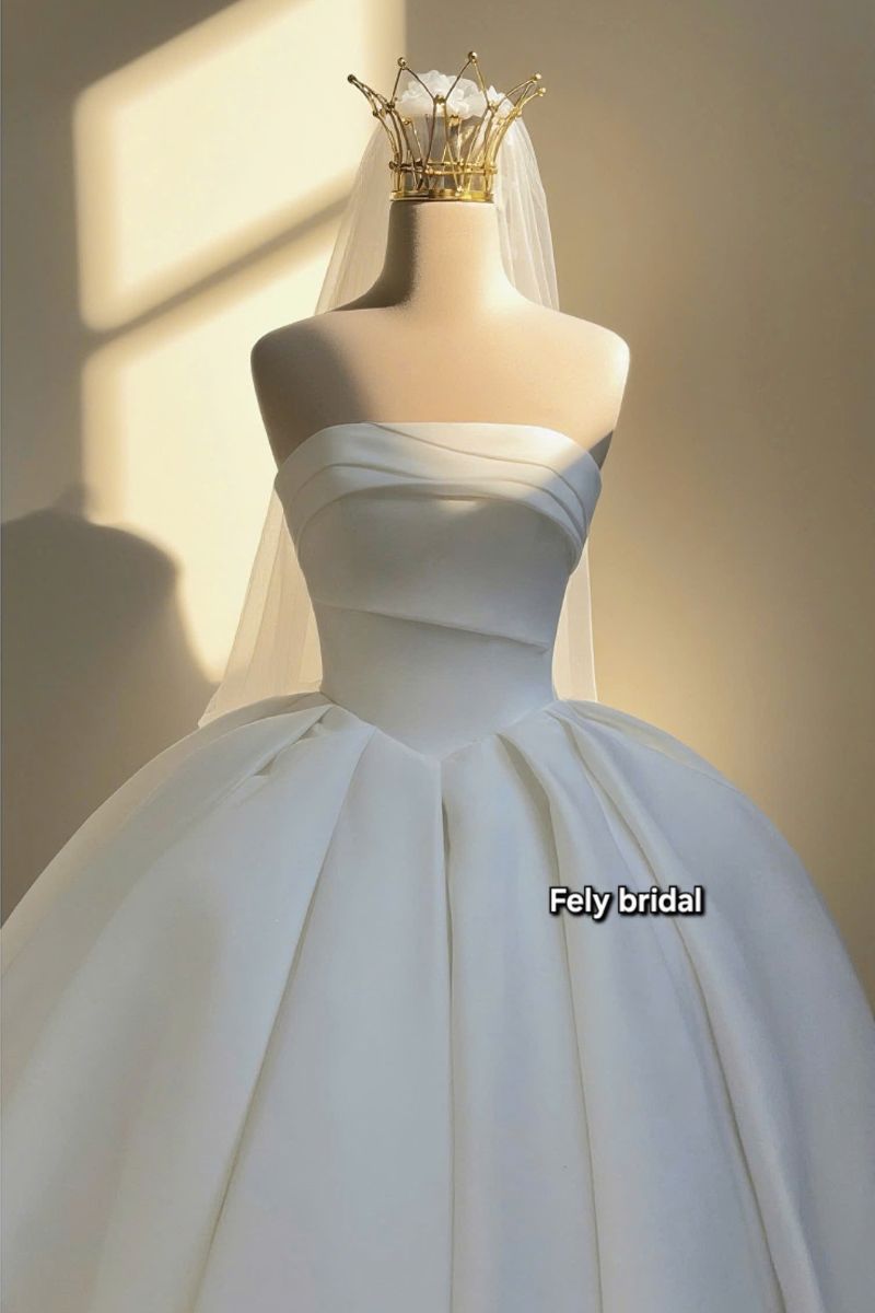 vay cuoi cong chua satin cup nguc xep mui (3)