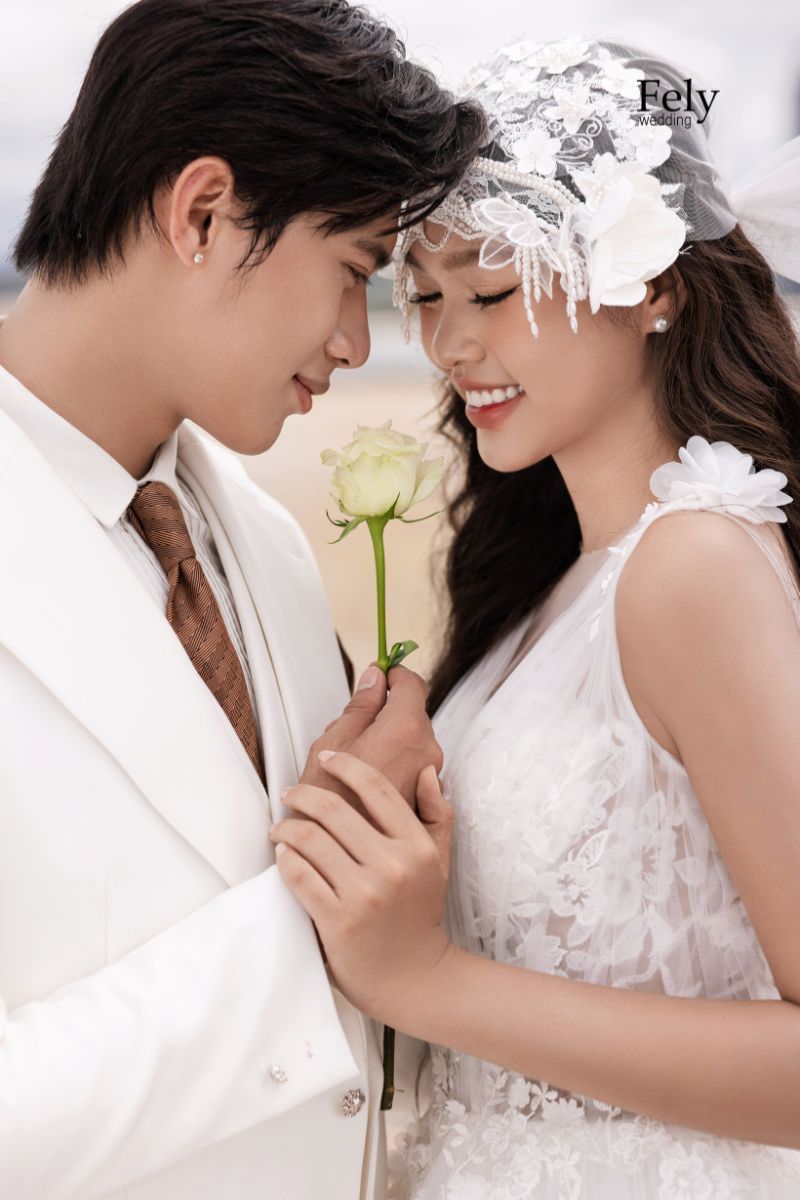 vest cuoi nam trang1