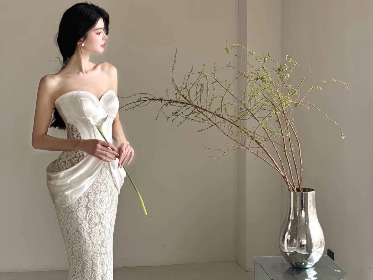 Top Mẫu Áo Cưới Tối Giản – Thiết Kế Tinh Gọn, Tôn Dáng Hoàn Hảo