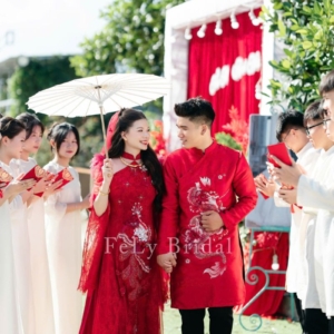 Cặp áo dài cưới Long Phụng cách tân